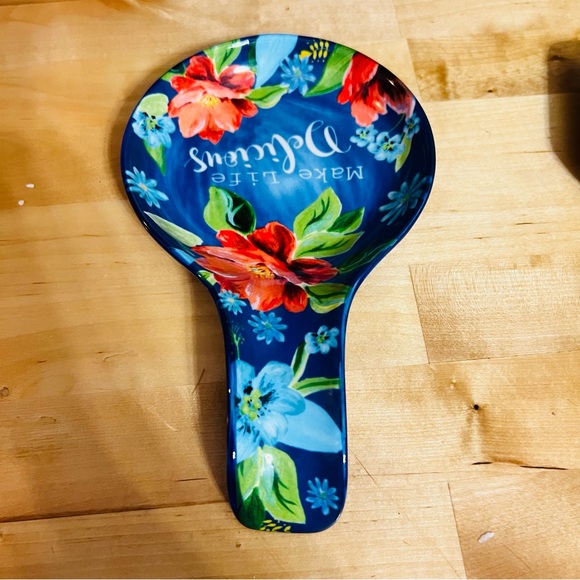 The Pioneer Woman Kitchen Bundle: Spatula, Spoon Rest, & 3 Small Condiment Bowls - Picture 7 of 12